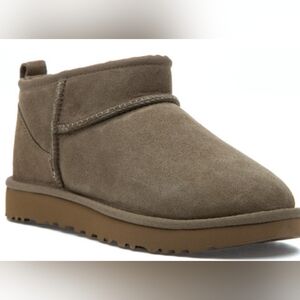 UGG Classic Ultra Mini Boots Wmn's Size No Size Tag (US 9) MSRP $159.99